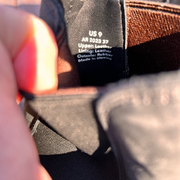 Nisolo Go-To 2.0 Chelsea Boots, women's size 9 - Picture 6 of 9